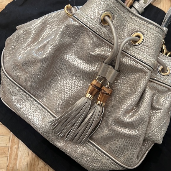 Milly gold bucket bag - Picture 5 of 10